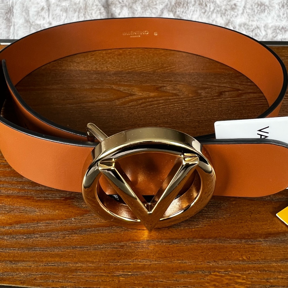 Valentino V logo belt in caramel